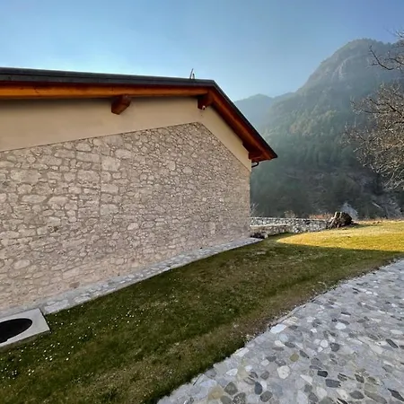 Casa Vacanze Campone Holiday home Campone